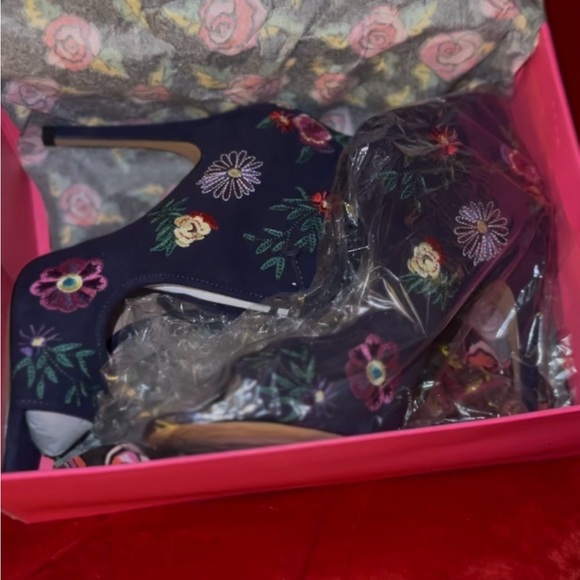 Betsey Johnson Navy Heels with Floral Embroidery - Picture 2 of 8
